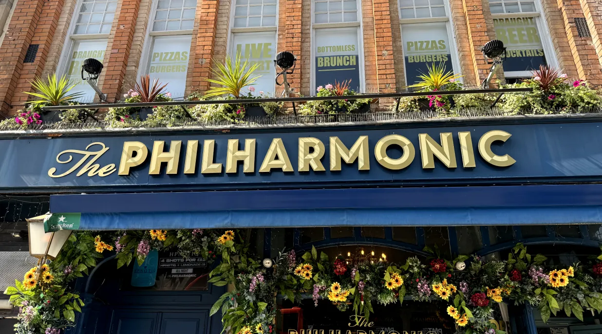 Karndean Van Gogh Installed at Philharmonic Bar, Cardiff